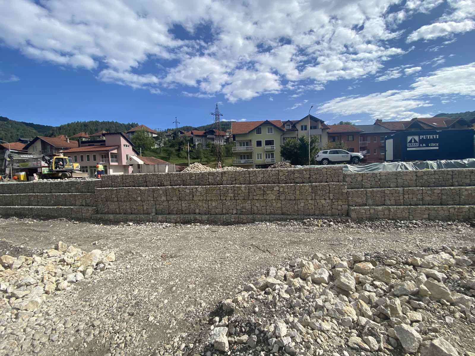 Putevi Užice | Izvođenje zidova od gabiona, Manastir Mileševa