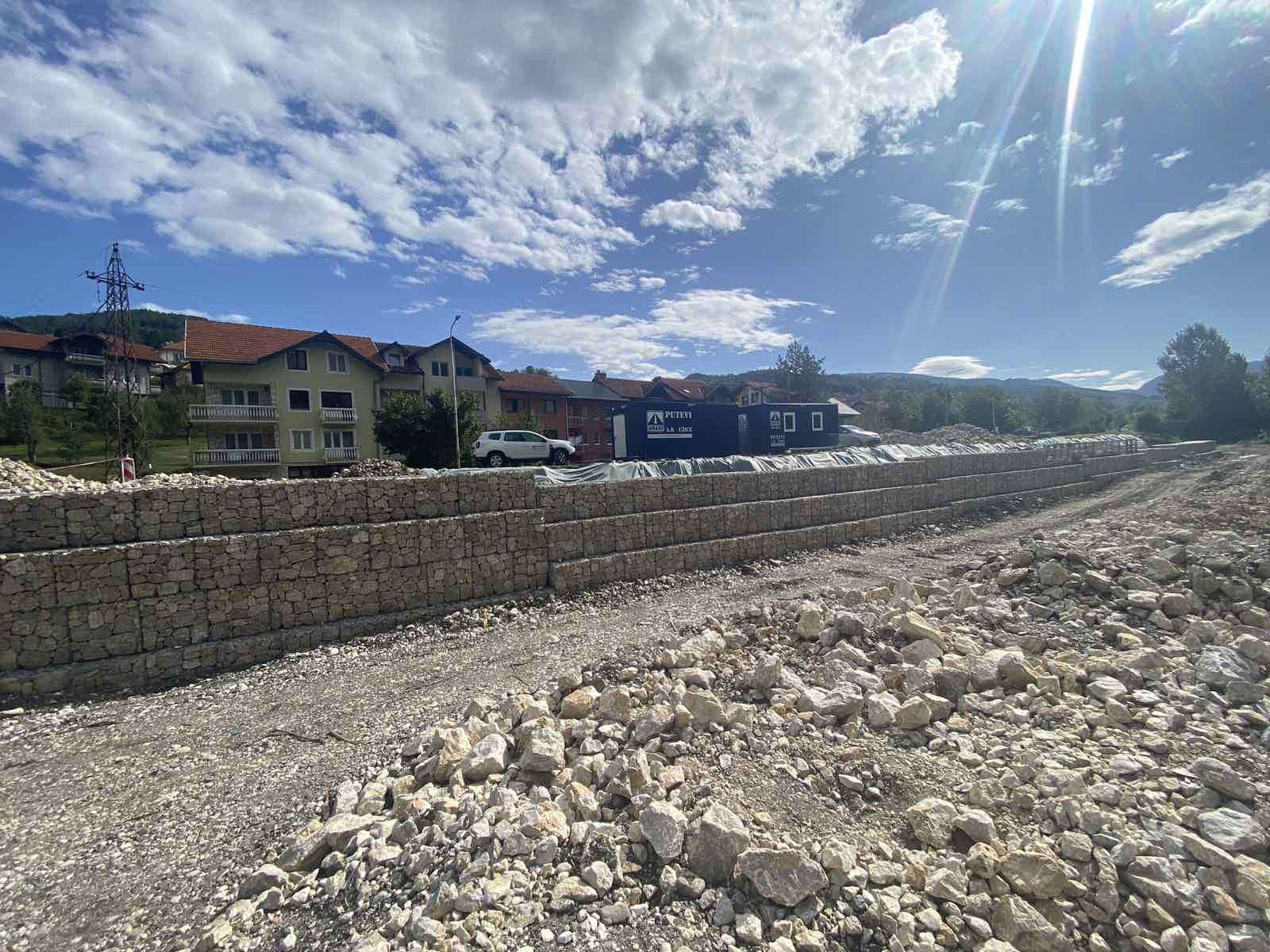 Putevi Užice | Izvođenje zidova od gabiona, Manastir Mileševa