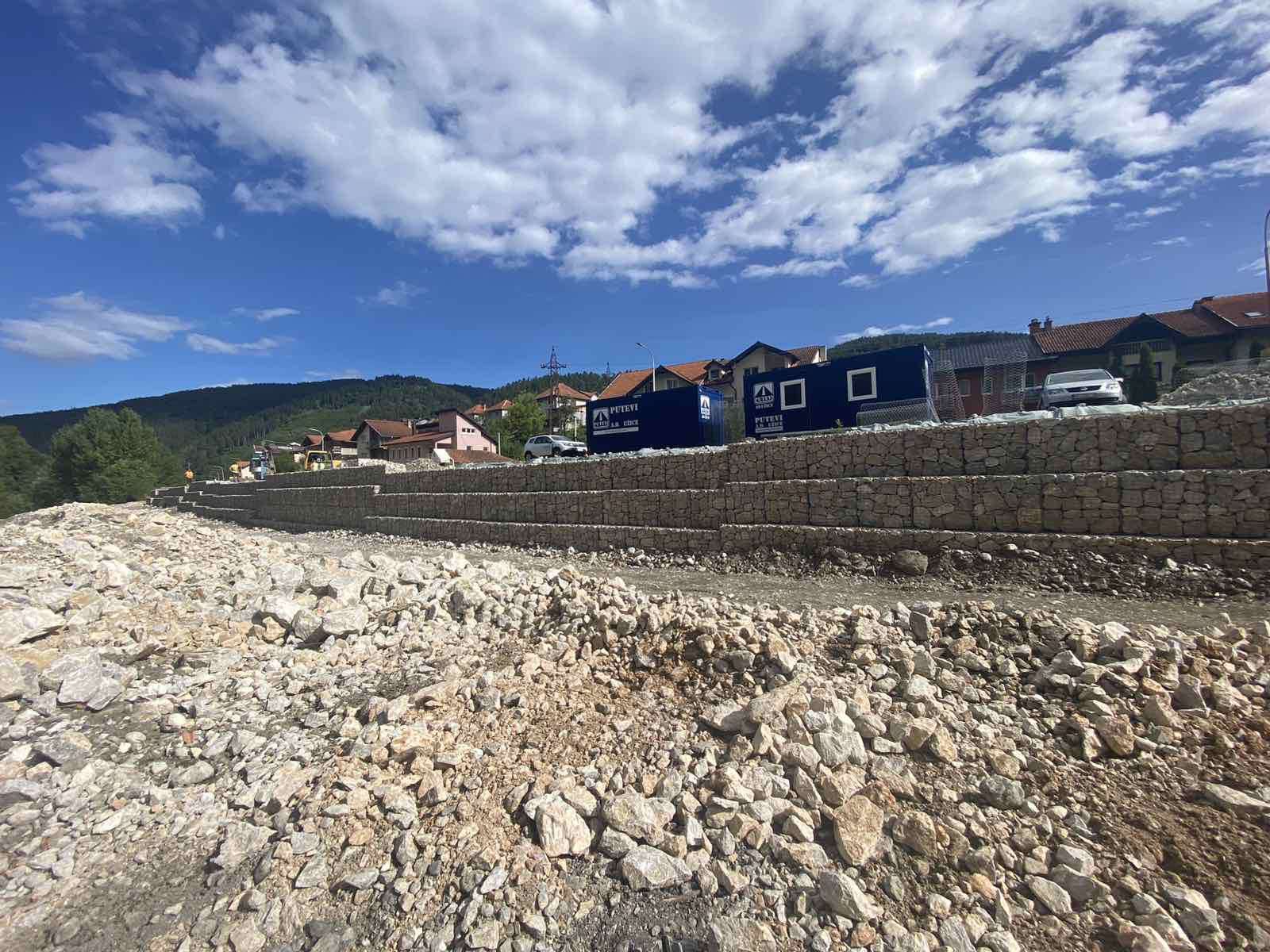 Putevi Užice | Izvođenje zidova od gabiona, Manastir Mileševa